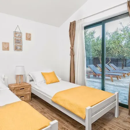 Kuca Za Odmor Villa Kaštela
